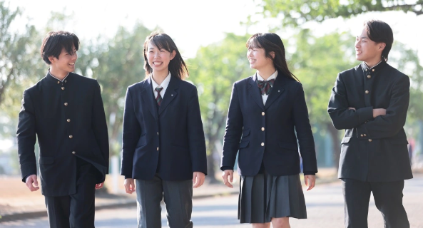 創英ゼミナール『 SOUEIタイムス 』で本校が紹介されました。