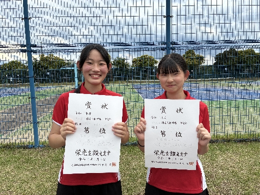 中学女子硬式テニス部　活動報告