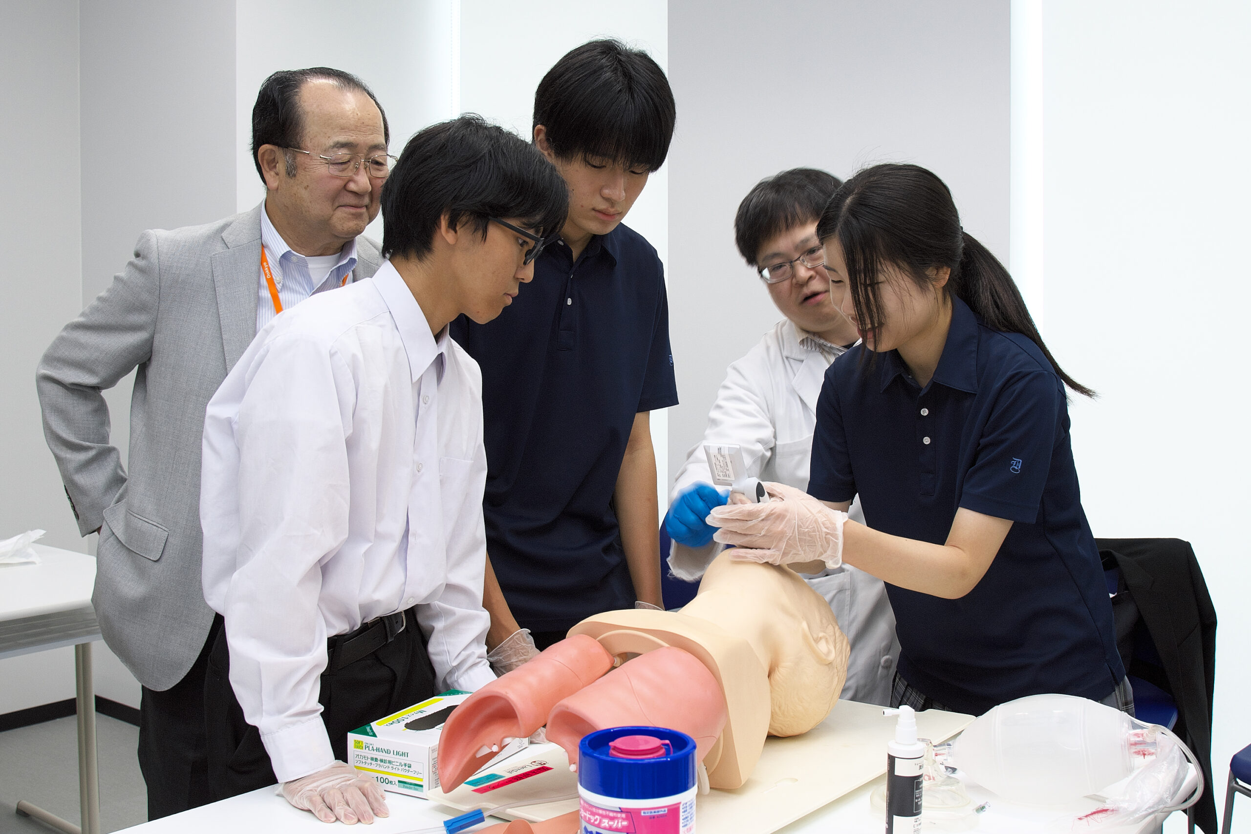 将来の医師を目指して!「獨協医科大学Summer Seminar」を開催しました。